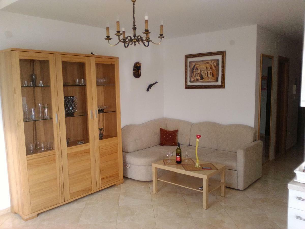 Apartament M & E Vodice Eksteriør billede
