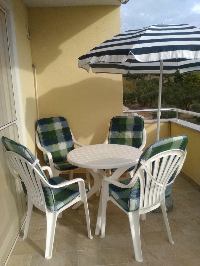 Apartament M & E Vodice Eksteriør billede