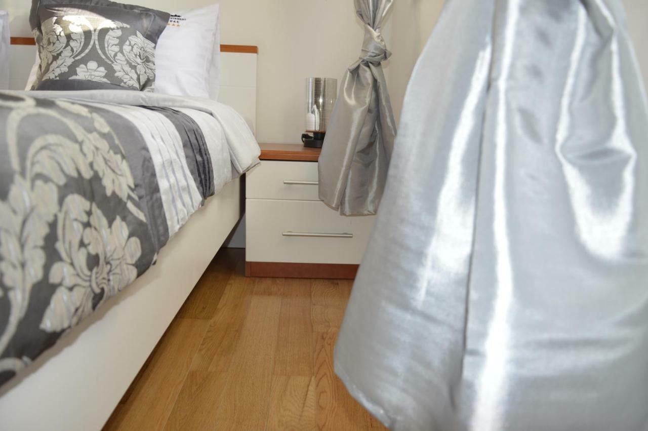 Apartament M & E Vodice Eksteriør billede