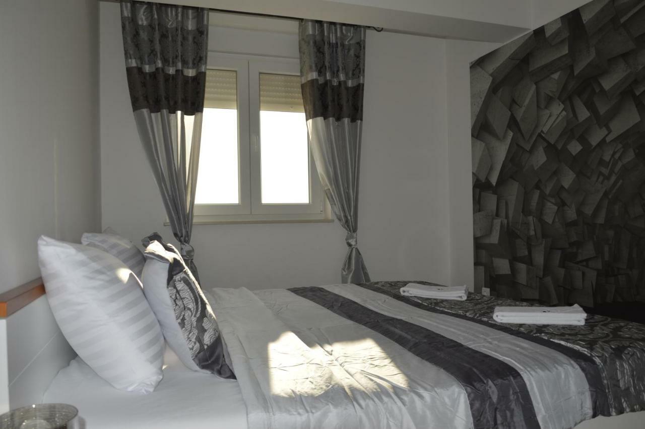 Apartament M & E Vodice Eksteriør billede