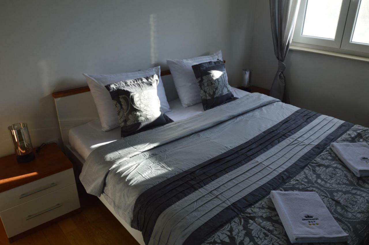 Apartament M & E Vodice Eksteriør billede