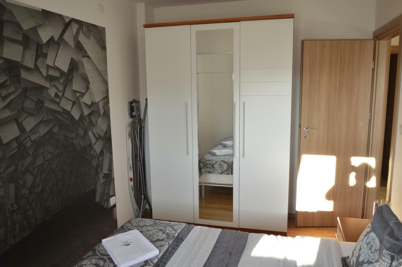Apartament M & E Vodice Eksteriør billede