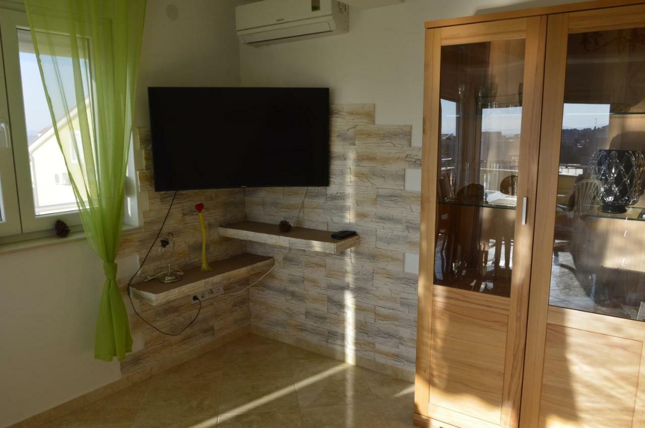 Apartament M & E Vodice Eksteriør billede